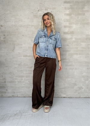 J1742 Soft rigid denim skjorte Light Blue Stone Ganni 
